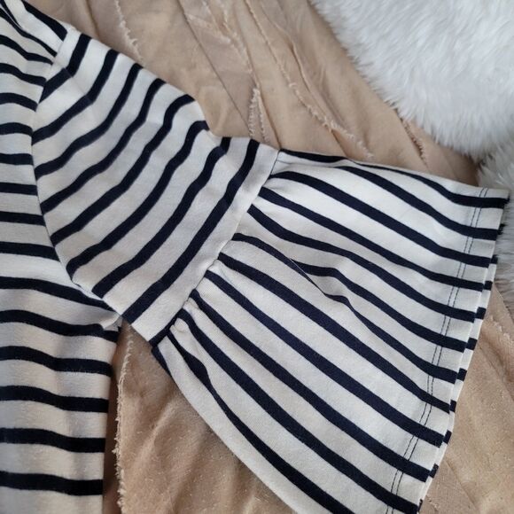 W5 Striped Ruffle Sleeve Top - Picture 3 of 6